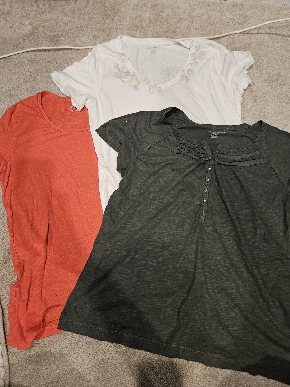 Eddie BAUER Women  Short Sleeve V-Neck and Scoop Neck Tops - White, Coral, Olive